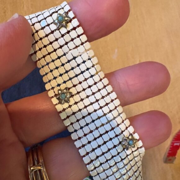 Vintage Rare Signed White Enamel Silvertone Mesh Bracelet Turquoise Star Accents - Picture 2 of 9